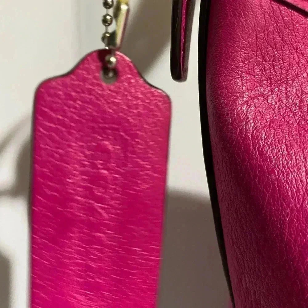 Coach pink leather bucket shoulder handbag - Picture 6 of 15